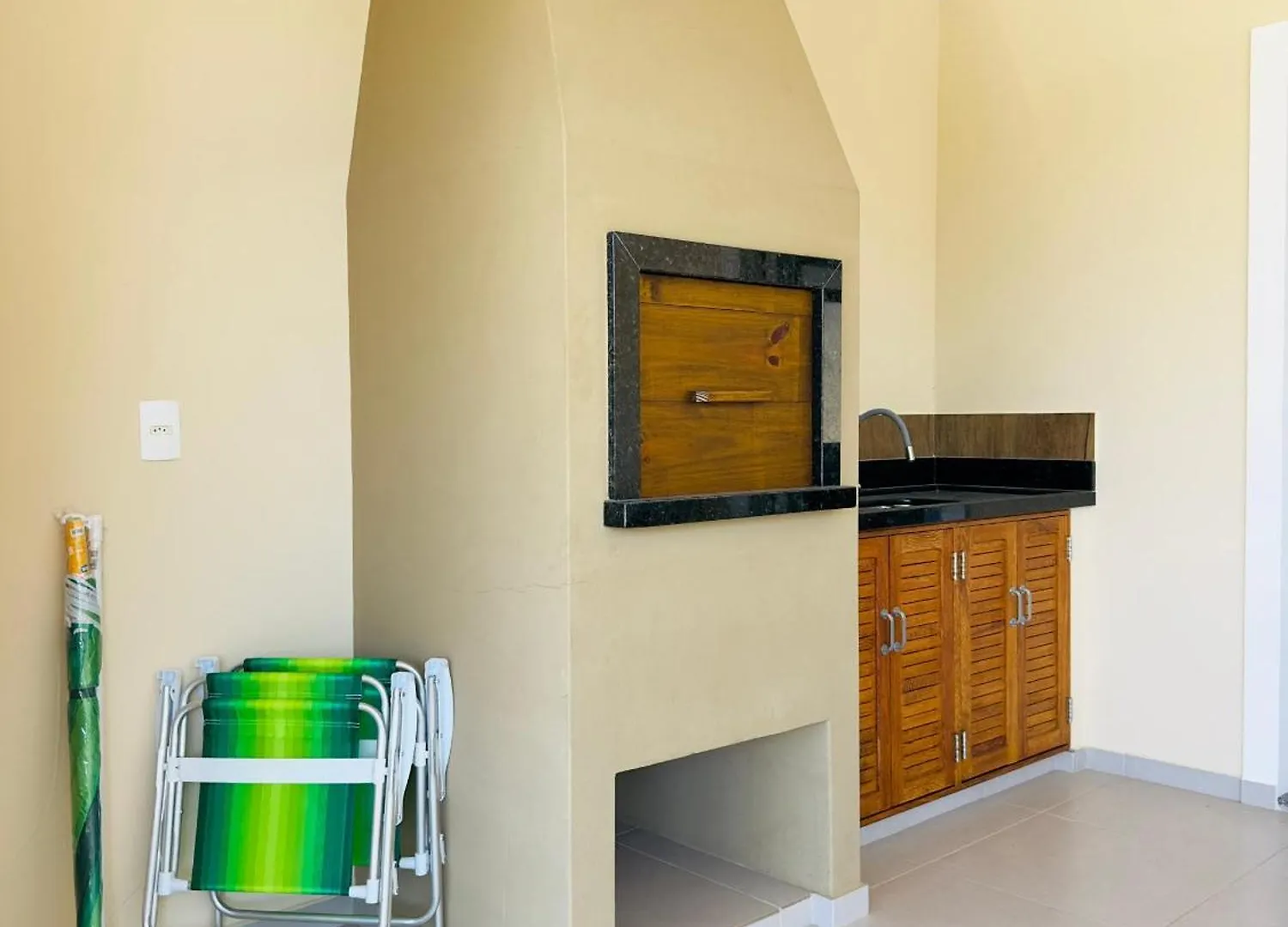 Casa Na Praia Em Sc Com Wi-Fi E Churrasqueira Pinheira
